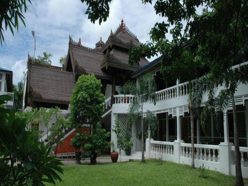 Emerald Land Hotel มัณฑะเลย์ ภายนอก รูปภาพ