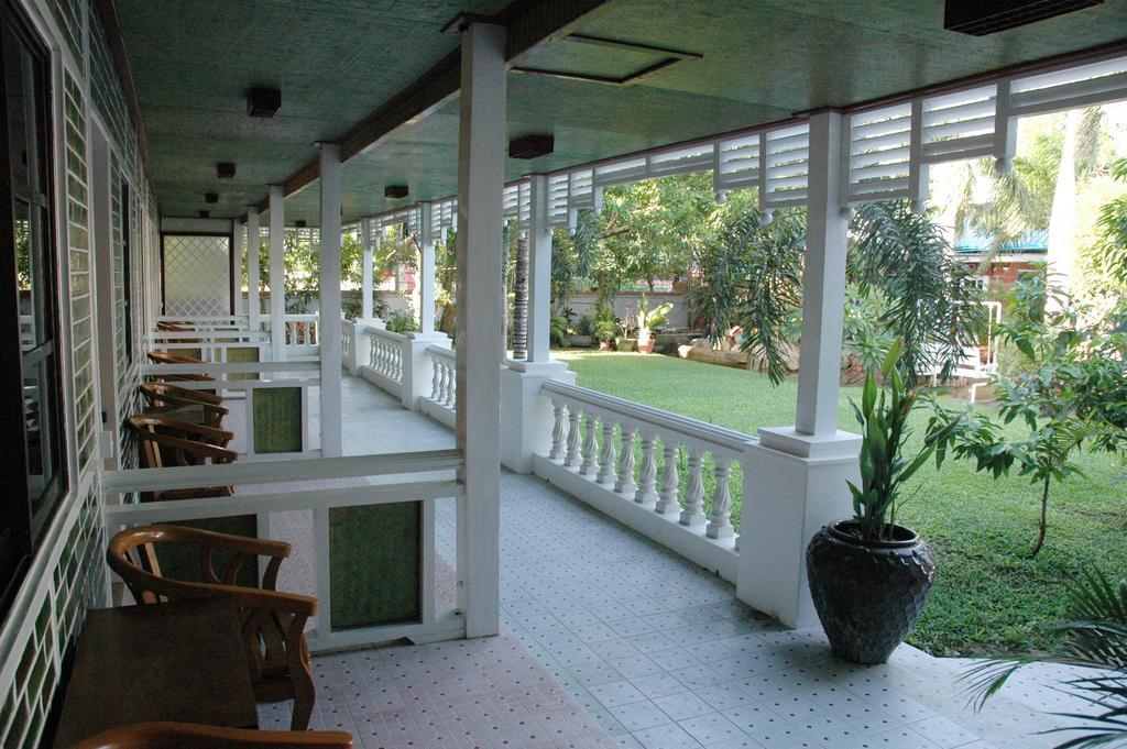 Emerald Land Hotel มัณฑะเลย์ ภายนอก รูปภาพ