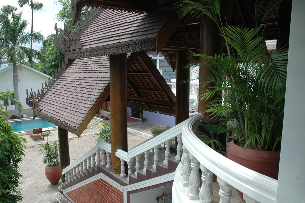 Emerald Land Hotel มัณฑะเลย์ ภายนอก รูปภาพ